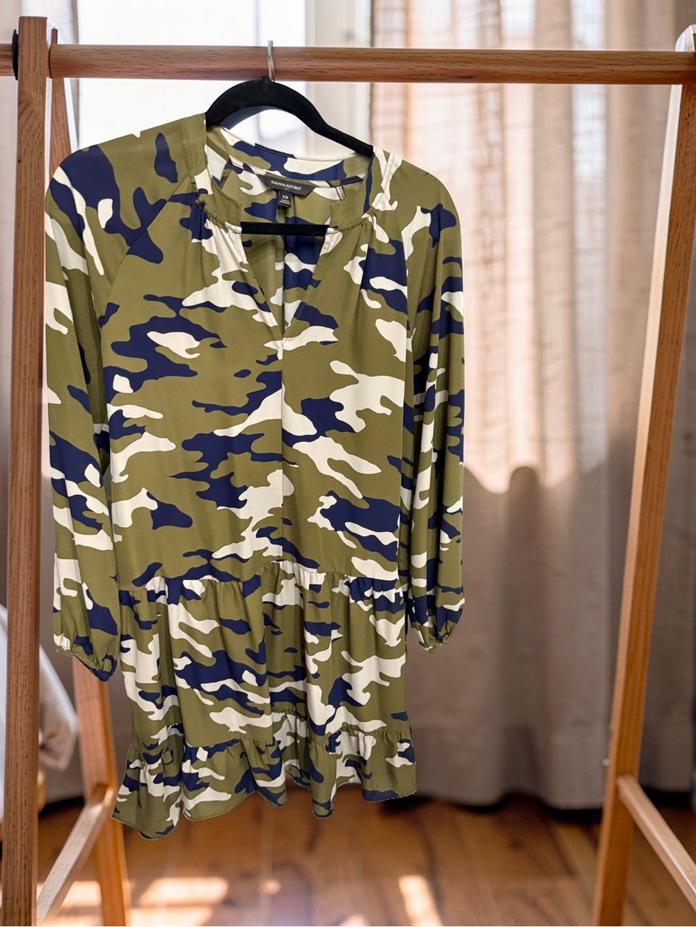 Banana Republic Olive Camo Tiered Long-Sleeve Dress
